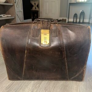 Vintage Large Distressed Brown Leather Doctor Bag Briefcase